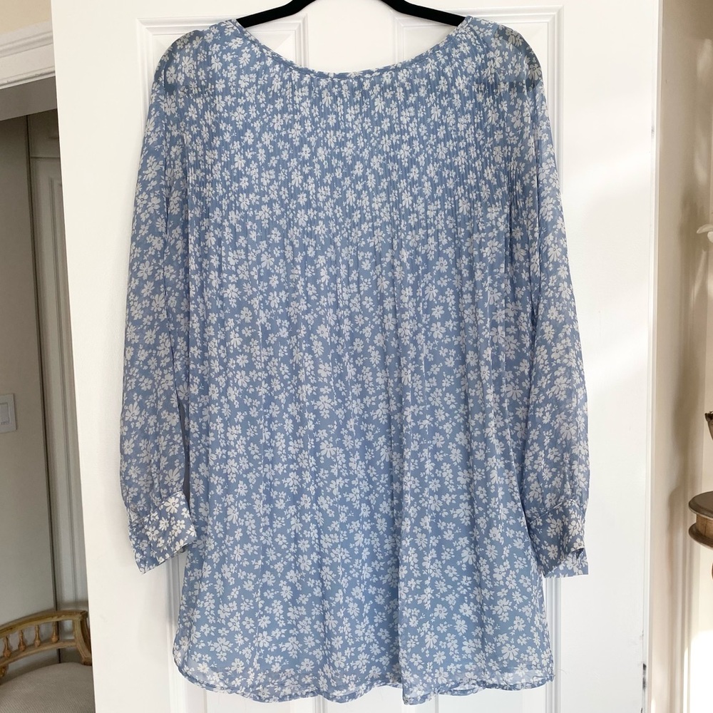 Kimchi Blue Floral Blue and White Blouse Dress by Urban Outfitters